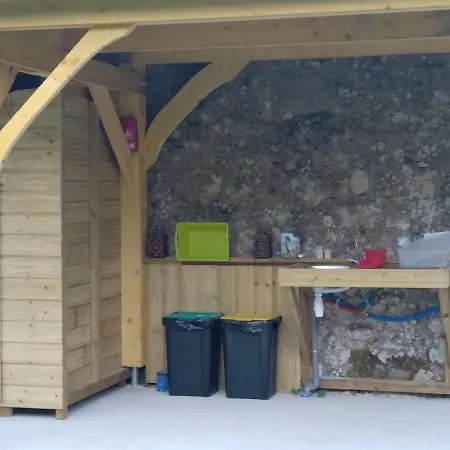 Kerflaveur אתר קמפינג