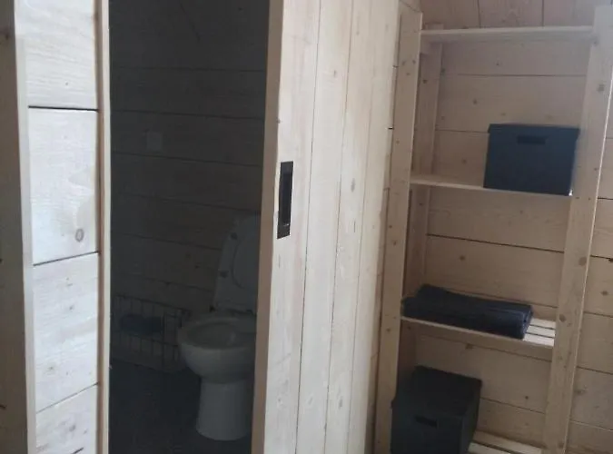 Kerflaveur אתר קמפינג